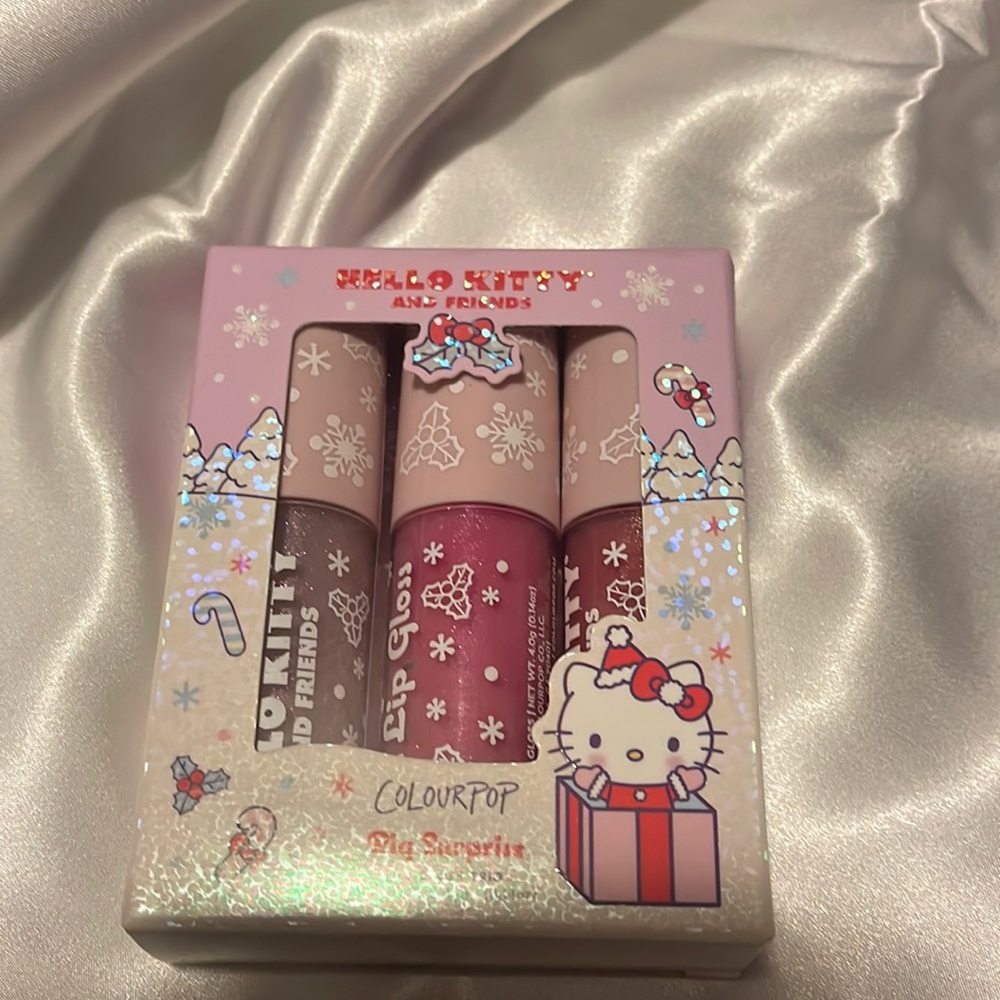 ✨Host Pick✨ Hello Kitty Colourpop Big Surprise Lux Gloss Trio